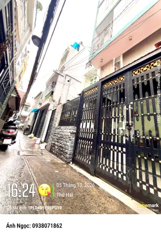 Bán CHDV- 65m2- 5 tầng- Đ.Bên vân đồn- chỉ 100m ra đường xe hơi, đi khánh hội, Hoàng Diệu.
