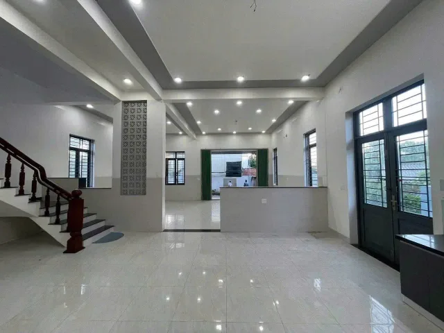 Bán Nhà riêng 371m2 có sẵn 200 m2 thổ cư giá 2.7 tỷ tại 3 Xã Nghĩa Dõng Thành phố Quảng Ngãi Quảng Ngãi