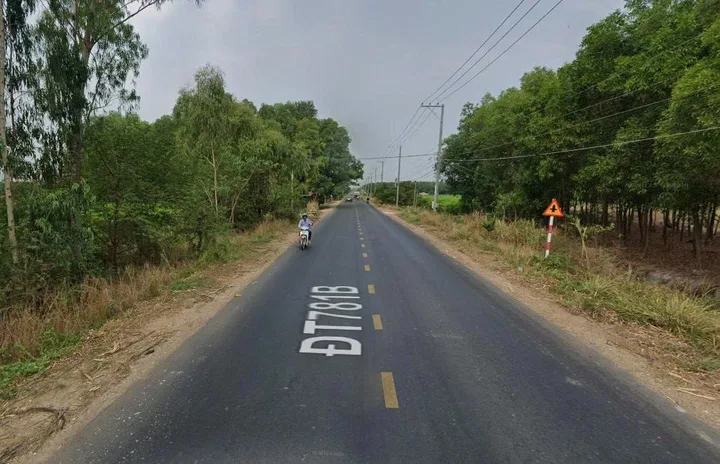Bán Đất 1605.8m2 có sẵn 400 m2 thổ cư giá 2.5 tỷ tại Xã Mỏ Công Huyện Tân Biên Tây Ninh