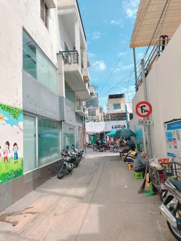Nhà chỉ 95tr/m2 Phan Đình Phùng, P.15, Phú Nhuận, 18x20m, 2 tầng, chỉ 15.9 tỷ