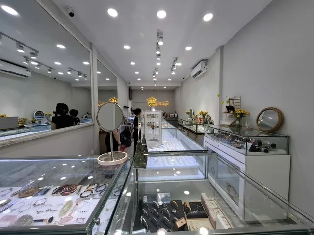 Khu VIP nhà mặt tiền Huỳnh Văn Bánh, P.11, Phú Nhuận, 50m2, 2 tầng, chỉ 16 tỷ