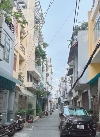 Bán Nhà riêng 43m2 có sẵn 43 m2 thổ cư giá 5.8 tỷ tại Đường Trần Văn Ơn Phường Tân Sơn Nhì Quận Tân Phú TP. Hồ Chí Minh