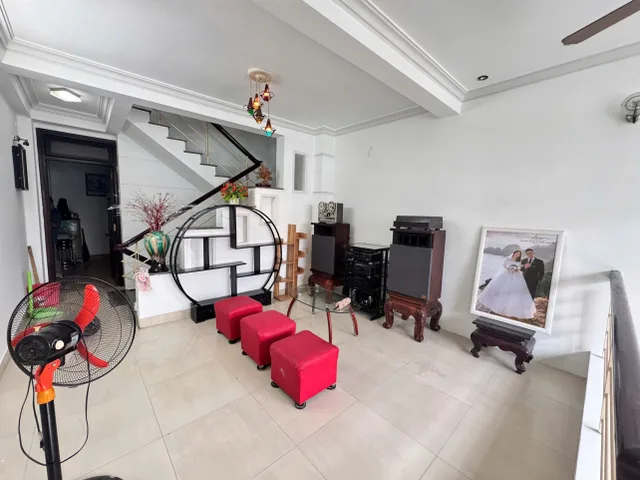 BÁN NHÀ 4 TẦNG MẶT TIỀN ĐƯỜNG NGÔ ĐỨC KẾ KHU BÀN CỜ - NHA TRANG. DT 61.2m2. Giá 13.5ty