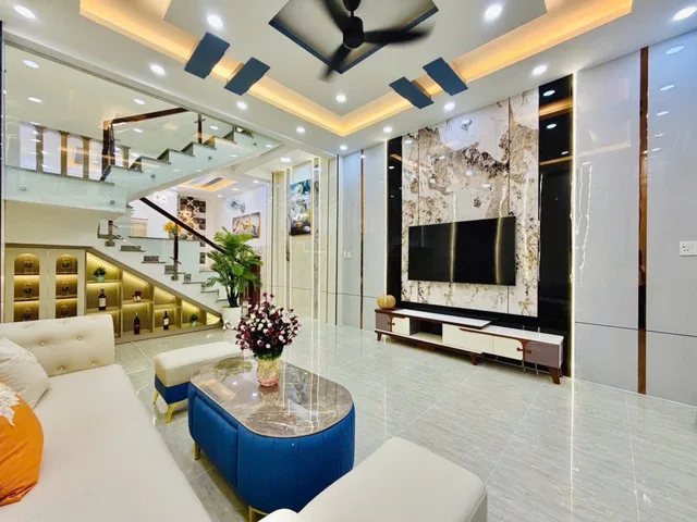 BÁN NHÀ 61M² – NGANG 4.5M – 5.79 TỶ – SÁT BÊN EMART, GÒ VẤP – 🏡HP26108