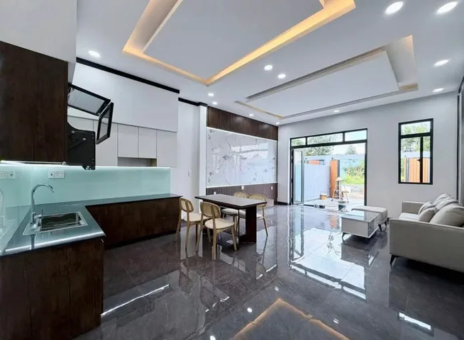 A/C Tài chính tiền mặt 300 triệu tìm nhà gần đường Đồng Khởi dừng lại xem bài này của em nha