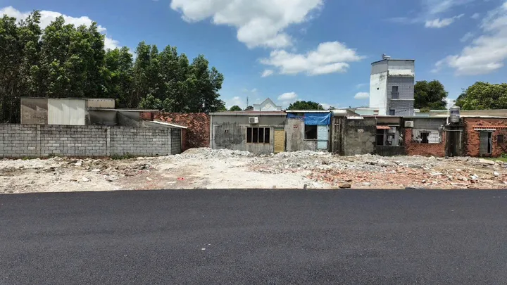 Bán Đất 80m2 full thổ cư giá 1.2 tỷ đối diện chợ Tân Bình