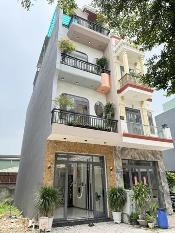 Nhìn Mê Quá Đi. Nhà Phố Hiện Đại Full Nội Thất Mặt Tiền Vừa Ở Vừa Kinh Doanh - Tp Thuận An Bình Dương