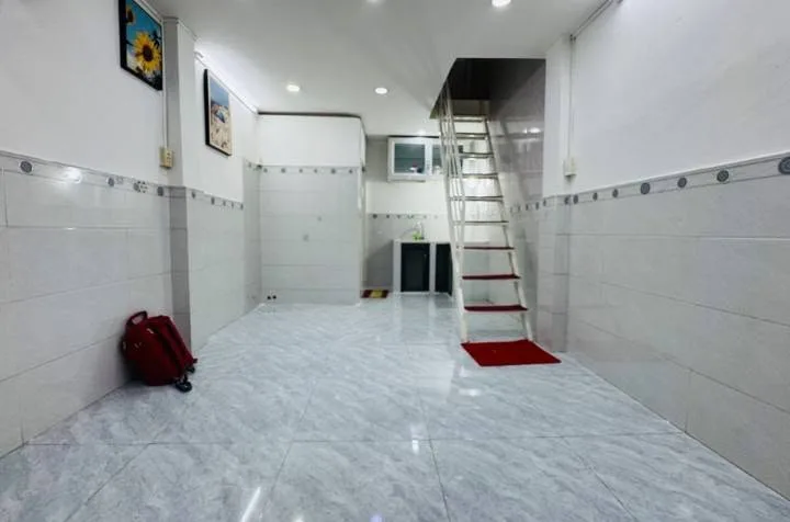 Nhà riêng 17m2 giá 2.39 tỷ tại Đường Tôn Đản