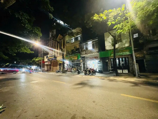 CHÍNH CHỦ CHO THUÊ CỬA HÀNG TẦNG 1 MẶT PHỐ THỊNH YÊN , PHƯỜNG PHỐ HUẾ, QUẬN HAI BÀ TRƯNG, HÀ NỘI