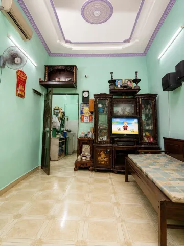 KẾ TỈNH LỘ 10 SÁT MẶT TIỀN GẦN CHỢ BÀ HOM 34M² 2 TẦNG 2,7 TỶ