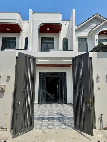 NHÀ LẦU P. PHƯỚC TÂN - CAM KẾT KHÔNG NGẬP – CHỈ 700 TRIỆU SHR ĐÃ HOÀN CÔNG