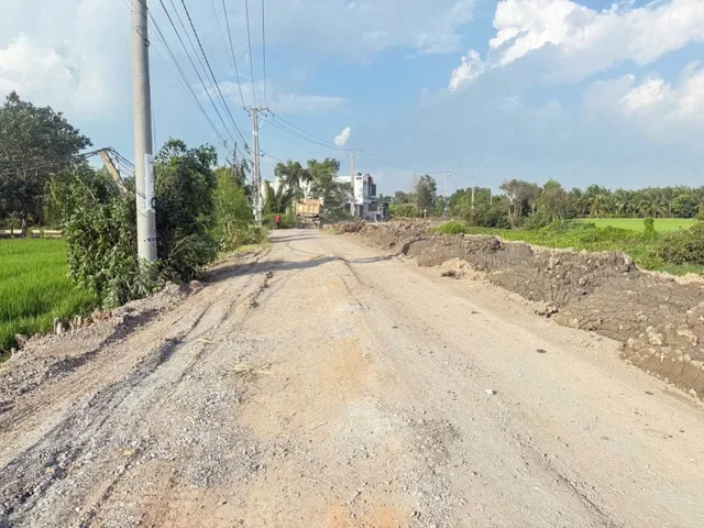 Bán Nhà riêng 99m2 có sẵn 99 m2 thổ cư giá 2.9 tỷ tại Đường Nguyễn Hữu trí Xã Tân Bửu Huyện Bến Lức Long An