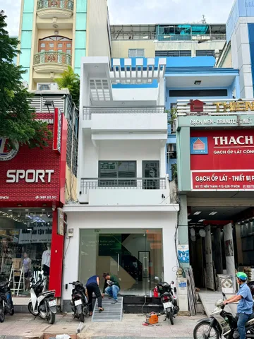 Bán nhà mặt tiền 142 Tô Hiến Thành , P15 , Q10 . 4.1 X 23.5m , 3 tầng , 36 tỷ TL