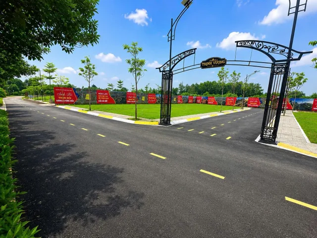 Bán Đất 100m2 có sẵn 100 m2 thổ cư giá 4.2 tỷ tại - Chọn - Xã Đoài Phương Hà Nội