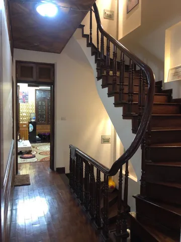 CHÍNH CHỦ BÁN NHÀ LIỀN KỀ KĐT VĂN QUÁN - 68M² - 5 TẦNG - 2 MẶT THOÁNG - ÔTÔ TRÁNH