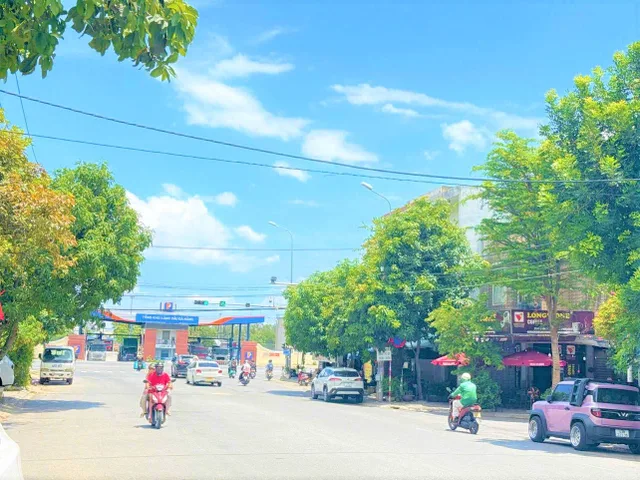 RẺ NHẤT 100m² gần LÊ VĂN HIẾN đất đẹp mặt tiền TRỤC 15M BÙI TÁ HÁN