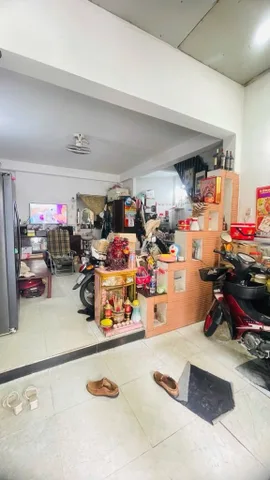 LẠC LONG QUÂN Q11 4 TẦNG 4PN HẺM XE TẢI 8M 9 TỶ