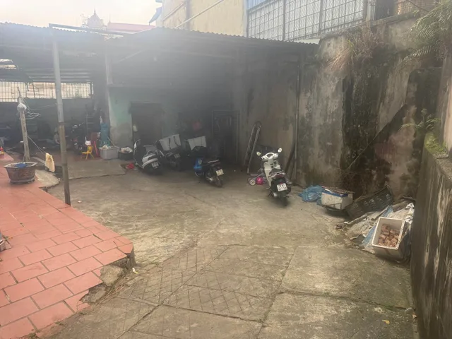 Bán Đất 94m2 có sẵn 94 m2 thổ cư giá 17.9 tỷ tại Xã Phù Đổng Huyện Gia Lâm Hà Nội