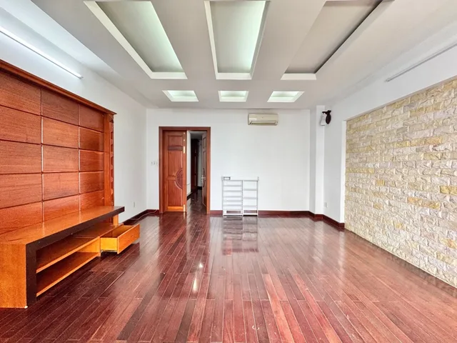 NHÀ MTKD - SIÊU ĐẸP - LÝ THƯỜNG KIỆT - 6 TẦNG - NGANG 4.4M - 74M² - GIÁ 30.5 TỶ
