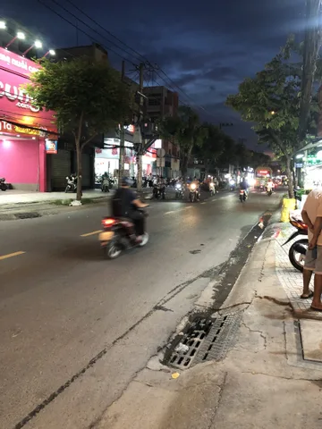 Nhà Mới Đẹp 44M2 Hẻm Xe Tải Giá 4.4Tỷ - Ngay Tỉnh Lộ 10 Khu Tên Lửa Bình Tân