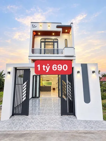 Bán nhà lầu 1 tỷ690 còn thương lượng, ngay Chợ Thạnh Phú, Changshin, sổ hồng thổ cư