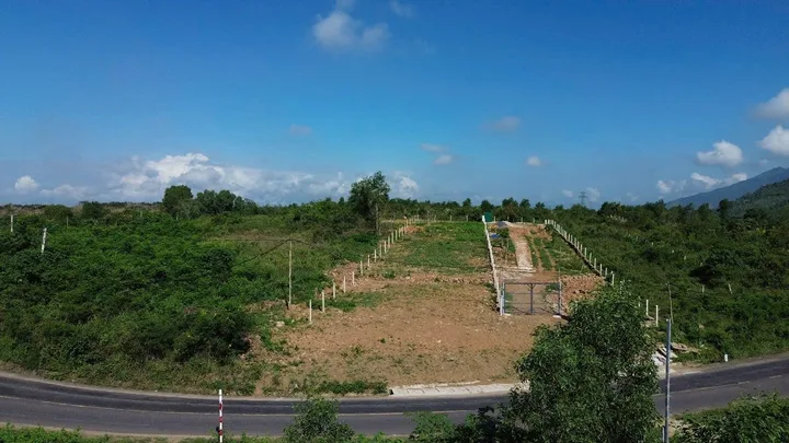 Bán Đất 1233m2 giá 1.35 tỷ tại Đường Tỉnh Lộ 8 Xã Diên Lâm Huyện Diên Khánh Khánh Hòa