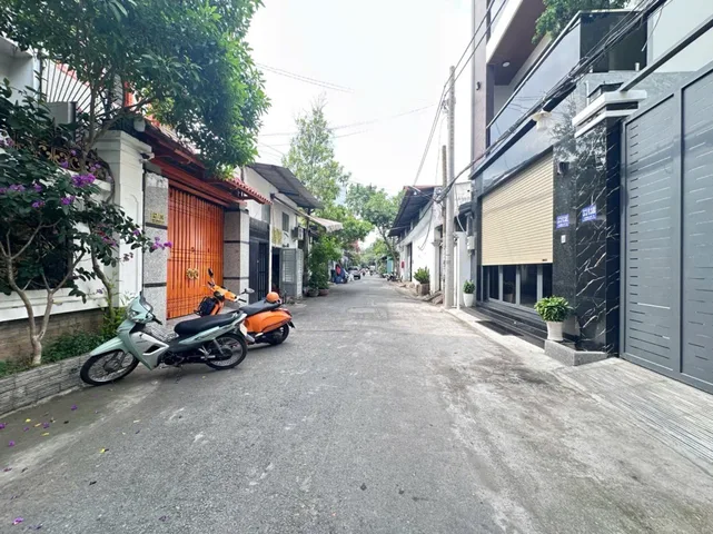 Bán Nhà 4 Tầng, Hẻm ôtô, DT 66m2 có sẵn 66 m2 thổ cư giá 7.5 tỷ tại Đường Số 16 Phường Bình Hưng Hoà A Quận Bình Tân TP. Hồ Chí Minh