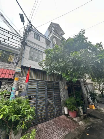Nhà Linh Trung Thủ Đức 62m² - ÔTô Đỗ Trước Nhà - Tặng Nội Thất - 7,5 Tỷ
