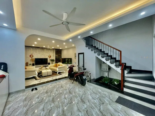 Cho thuê Nhà riêng 60m2 giá 10 triệu tại Phường Thượng Lý Quận Hồng Bàng Hải Phòng