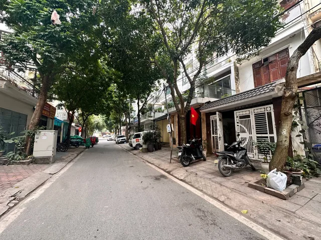Bán Nhà riêng 80m2 có sẵn 80 m2 thổ cư giá 23 tỷ tại - Chọn - Phường Đại Mỗ Hà Nội