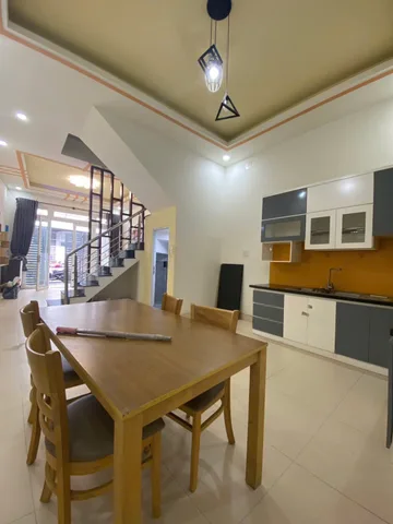 KDC xây kín, đường ôtô tránh, không ngập ~12 phút Vinhomes~29 phút Metro - Nhà 2 tầng full nội thất - 3.49 tỷ 100m2
