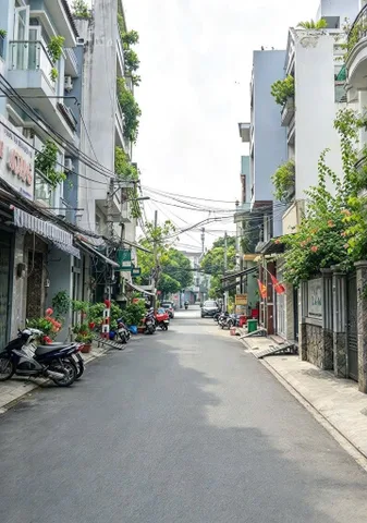 Bán Nhà 2 lầu 60m2 giá 12.5 tỷ tại đường Ni Sư Huỳnh Liên, Phường 10, Quận Tân Bình, TP. Hồ Chí Minh