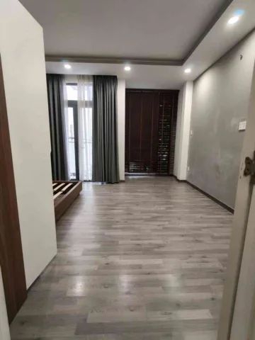 NGUYỄN HỮU TIẾN HẺM XE HƠI ĐỖ CỬA NGANG 5M 3 TẦNG 69M² 6.9 TỶ