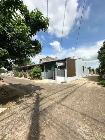 Bán Nhà riêng 128.8m2 có sẵn 60 m2 thổ cư giá 3.58 tỷ tại Xã Cư ÊBur Thành phố Buôn Ma Thuột Đắk Lắk