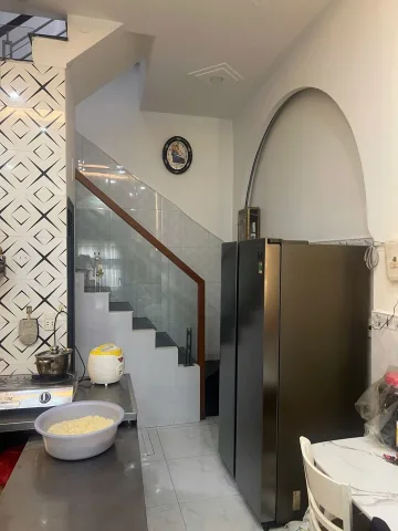 NHÀ 41M² GẦN NGÃ TƯ BỐN XÃ – GIÁ 4,85 TỶ