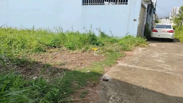 Bán Đất 102.2m2 có sẵn 102.2 m2 thổ cư giá 2.15 tỷ tại hẻm Châu Thị Kim - Đinh Thiếu Sơn Phường 7 Thành phố Tân An Long An