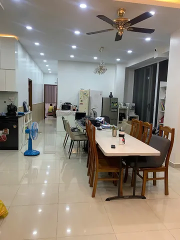 BDS HVL LVCC Căn hộ s ân vườn Belleza  Q7 sát Phú mỹ hưng  . 3pn. 2wc. Dt sử dụng 116m2. Sân vườn riêng gần 150m2. Chưa decor  Giá 6 ty7 có TL..Đã decor 7 ty 2 có Tl