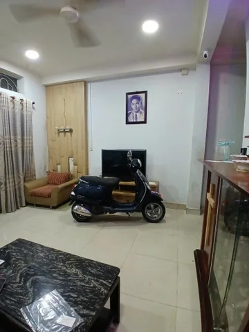 Giá ngộp nhà HXH Hoàng Hoa Thám, P.5, Bình Thạnh, 8.1x7.4m, 3 tầng, chỉ 10.6 tỷ