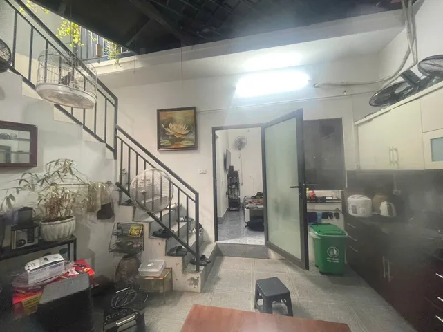 🏠Bán Nhà 2 Tầng mặt Hoàng Quốc Việt, Thị Cầu, Gần Bệnh Viện 110, Mt 7m Dt 92m2 Giá 6.8 Tỷ lh e Điệp 0395777369