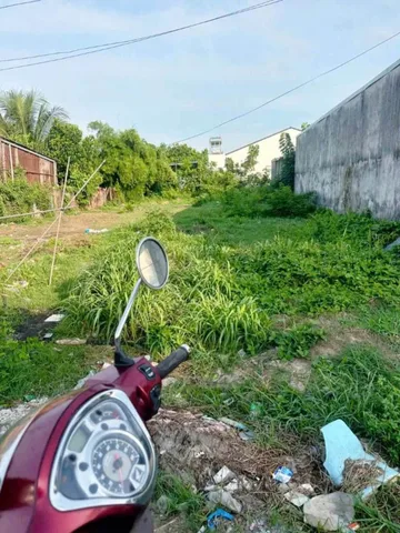 Chủ gửi bán gấp lô đất sát bên chợ Trừ văn Thố 5P, xung quanh dân cư đông đúc, điện nước đầy đủ