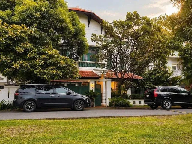 Cho thuê biệt thự Compound Thảo Điền hiện đại cao cấp hồ bơi riêng