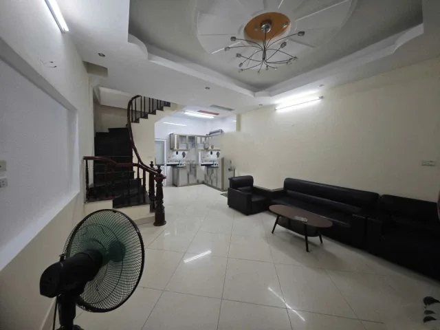 Cho thuê Nhà riêng 35m2 giá 15 triệu tại Nguyễn Phúc Lai Phường Ô Chợ Dừa Quận Đống Đa Hà Nội