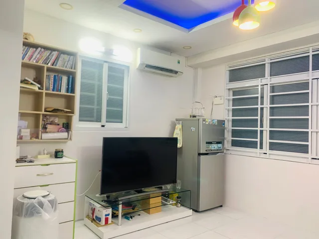 Bán Nhà riêng 43.3 m2 thổ cư giá 6.7 tỷ / chưa tới 155tr/m2 tại Đường Bà Hạt Phường 09 Quận 10 TP. Hồ Chí Minh