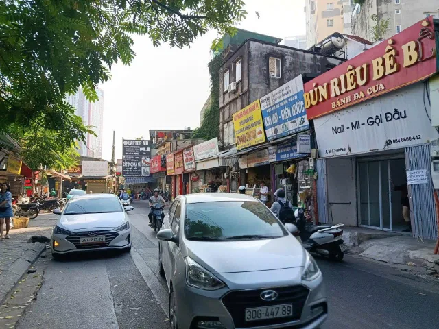 CHÍNH CHỦ CHO THUÊ MẶT BẰNG KINH DOANH MẶT PHỐ TRẦN BÌNH, CẦU GIẤY GIÁ 12 TR