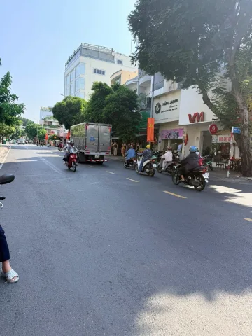 NHÀ VĨNH VIỄN - 4 TẦNG - DT LỚN - SIÊU PHẨM NGAY SÂN VẬN ĐỘNG THỐNG NHẤT