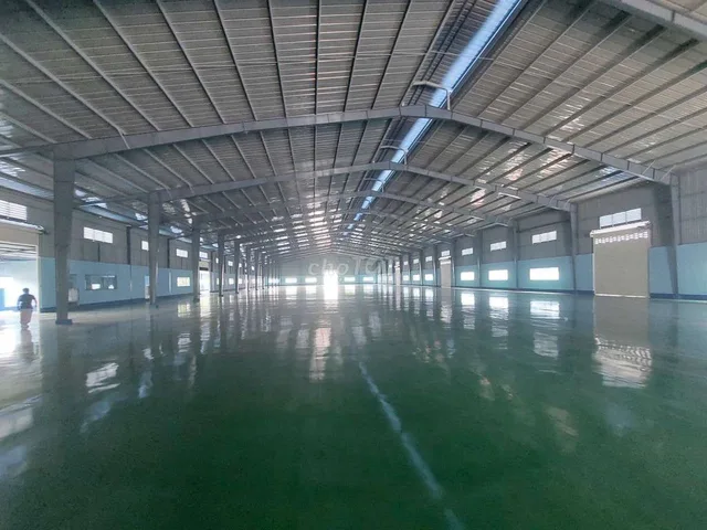 Cho thuê kho xưởng 3250m2.Khuôn viên riêngĐầy đủ giấy tờ.Tân Vĩnh Hiêp