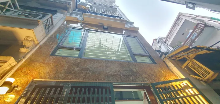 CHO THUÊ NHÀ ĐẸP 6 TẦNG THANG MÁY- NGỌC THỤY LB - 50M2 MÀ RẺ QUÁ TRỜI