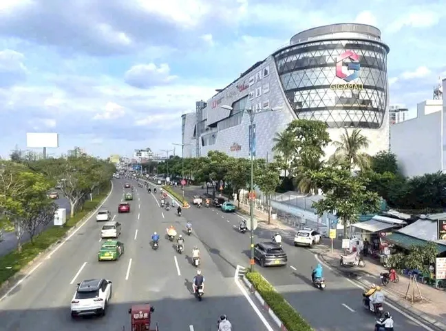 Bán Đất Mặt Tiền Kinh Doanh đường Số 18, Ngay chung cư 4S Riverside Garden – White Palace Phạm Văn Đồng - Phường Hiệp Bình Chánh -TP. Thủ Đức . DTCN : 587,9m² ( Ngang 20m ) Gía Tốt !