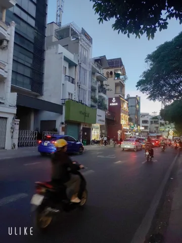 Bán nhà nở hậu mặt tiền Hồ Văn Huê, P.9, Phú Nhuận, 40m2, 2 tầng, chỉ 12 tỷ