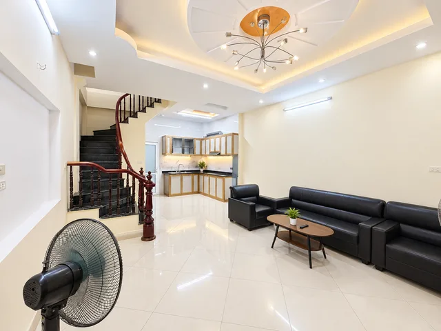 Cho thuê nhà ngõ 59 NGUYỄN PHÚC LAI, Đống Đa. 15 triệu/tháng. Ưu tiên: Hộ Gia Đình, Văn phòng, KD Onl.